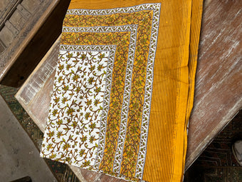 Yellow & White Handloom Cotton Bedspread – Ethnic Indian Floral Leaf Pattern Bedding