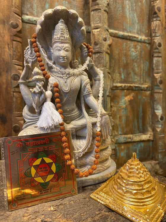 Lakshmi Altar - Sacred Geometry Maha Laxmi Yantra, Hand