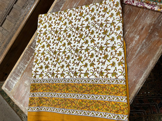 Yellow & White Handloom Cotton Bedspread – Ethnic Indian Floral Leaf Pattern Bedding 