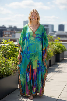  Women’s Green Georgette Maxi Caftan – Elegant Beach & Resort Dress