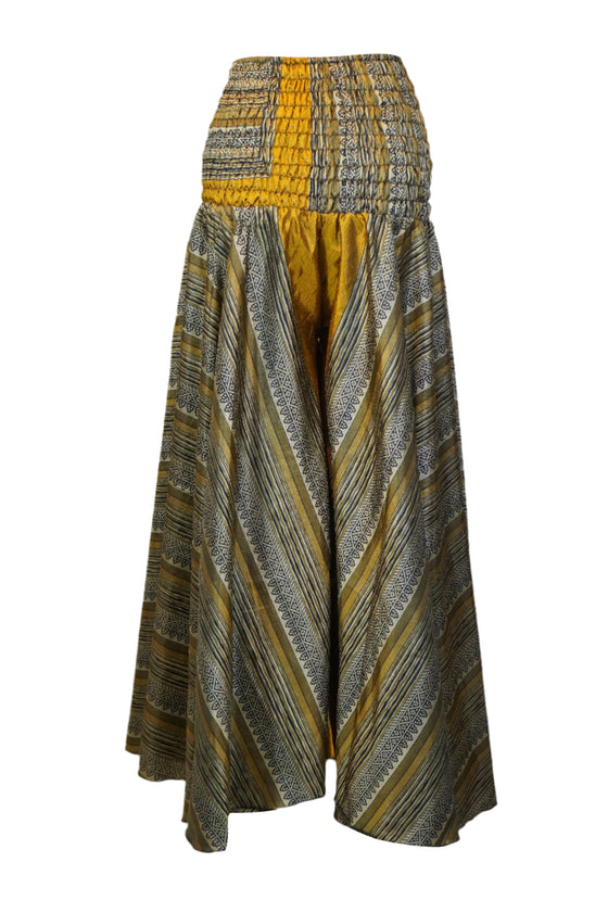 Bohemian Gold Boho Flare Pants – Hippie-Inspired Box Print Palazzo Trousers SM
