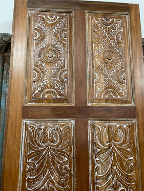 Vintage Carved Door, Whitewash Hues, Farmhouse Retro Barndoors, Sliding door 96x36