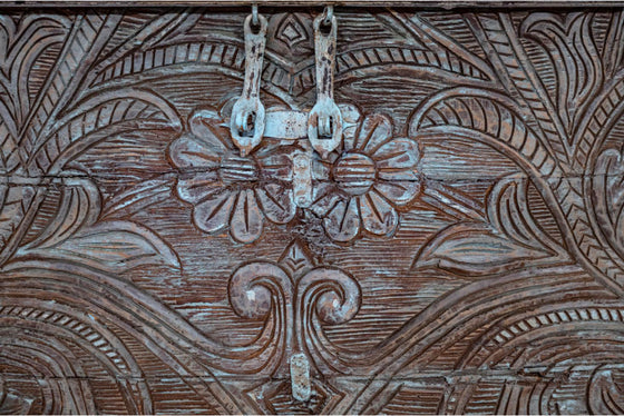 Vintage Blue Carved Trunk for Wine Storage Box with Wheels