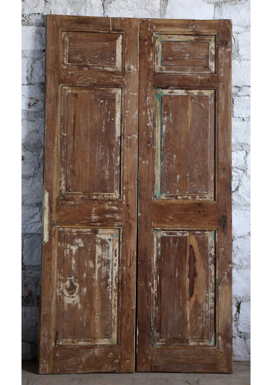 Antique Carved Double Door Sand Wash Finish Accent Barn Doors 80