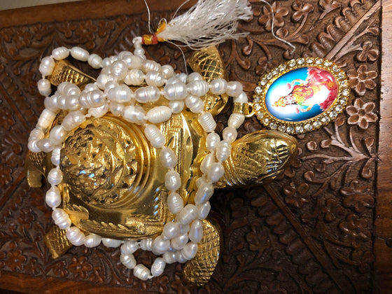 Sri Yantra Altar Yoga mala Laxmi Pearl Mala Beads