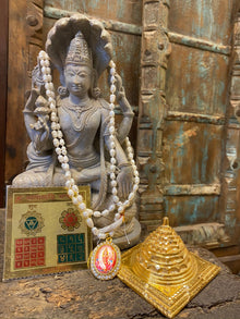  Business Altar - Vyapar Vridhi Yantra, Laxmi Pearls Mala