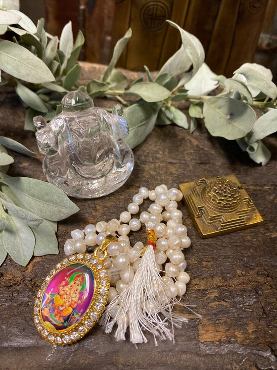 Sacred Ganesha Altar- Pearls Beads, Good Luck Meditation Japa